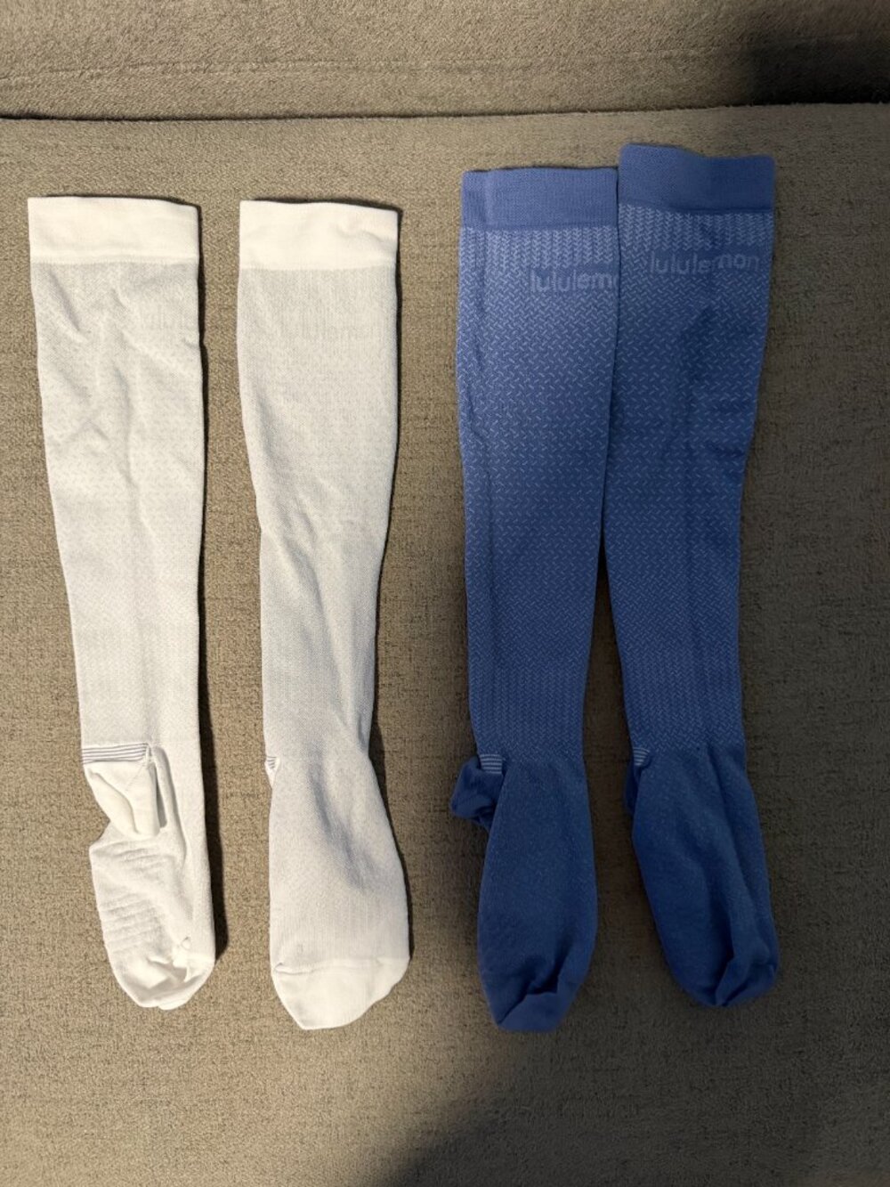SET OF 2: Lululemon MicroPillow Compression Knee-High Running Socks SZ Large - Picture 8 of 12